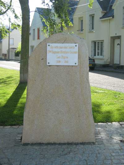 Stèle commémorative du 11e RAMA