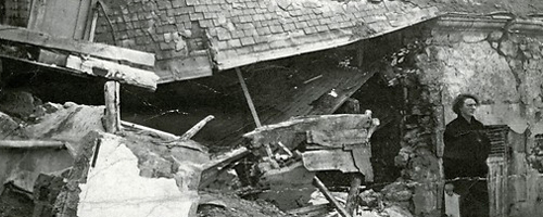 Victimes des bombardements (image 376845 - AML)