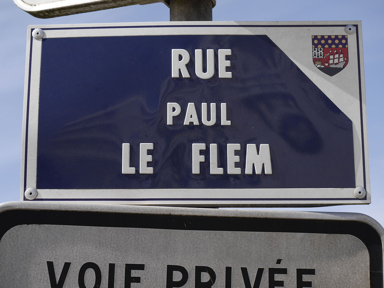 Rue Paul Le Flem